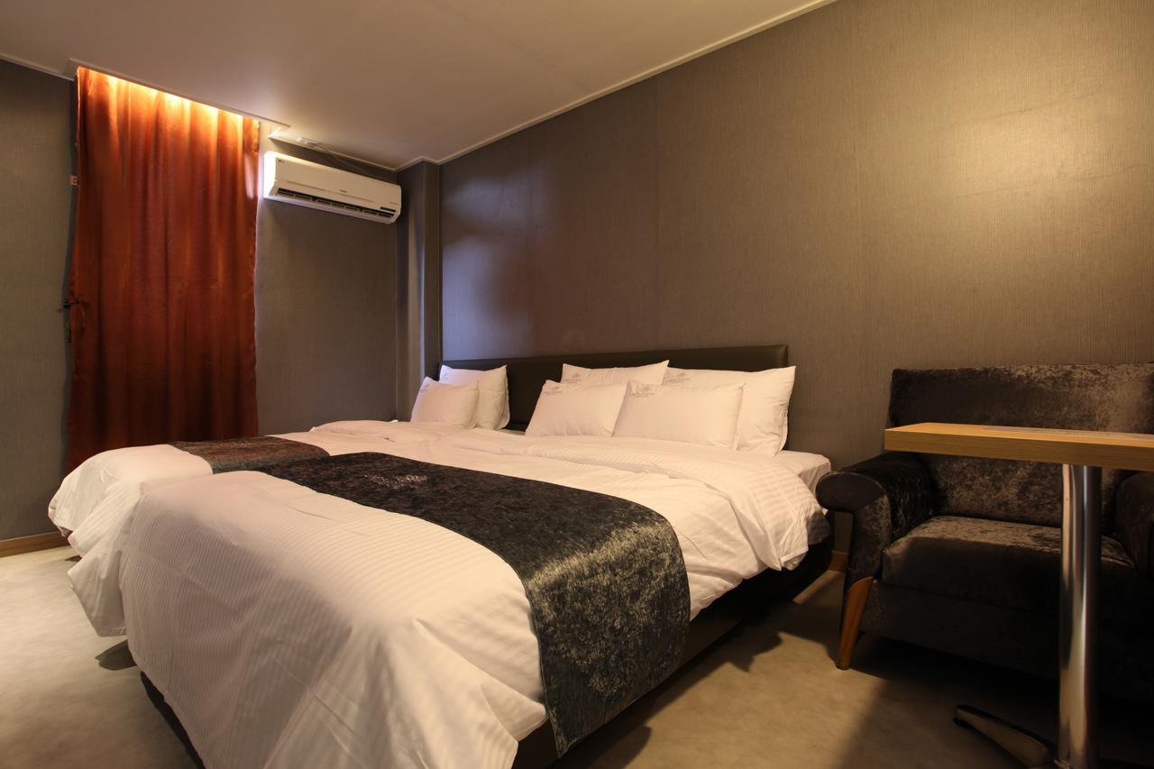 Lineplus Hotel Gimpo Zewnętrze zdjęcie